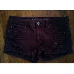 AE burgandy distressed shorts